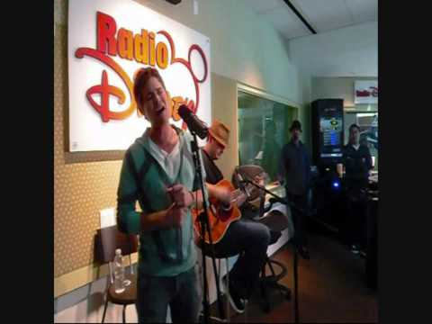 Profilový obrázek - Drew Seeley performing NEW CLASSIC at Radio Disney