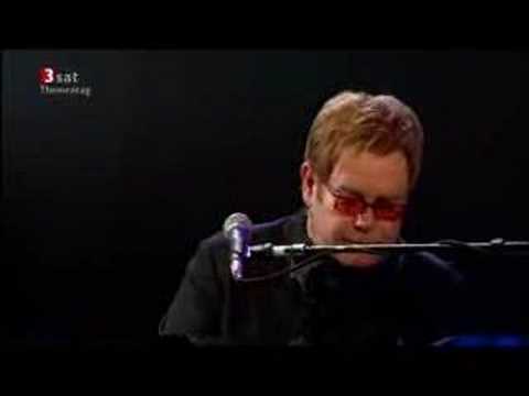 Profilový obrázek - Elton John - Border Song (Live 2004)