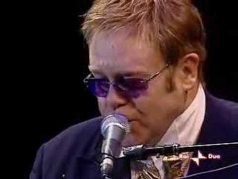 Profilový obrázek - Elton John - Candle In The Wind ( Rome 2005)