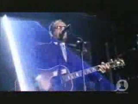Profilový obrázek - Elvis Costello - Deep Dark Truthful Mirror live