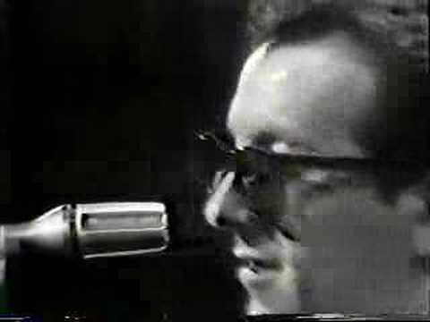 Profilový obrázek - Elvis Costello - Watch Your Step - 1981