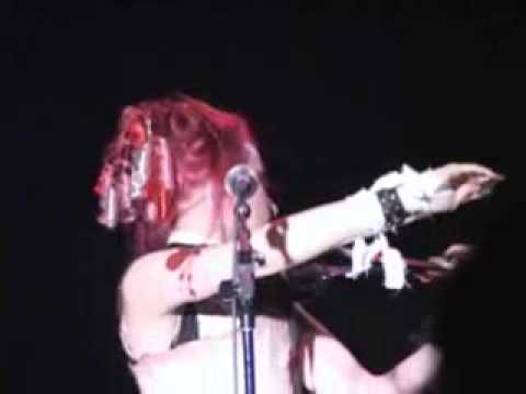 Profilový obrázek - Emilie Autumn at the Double Door doing Misery Loves Company