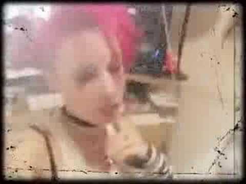 Profilový obrázek - Emilie Autumn - Day 15: A Great Service to Fashion