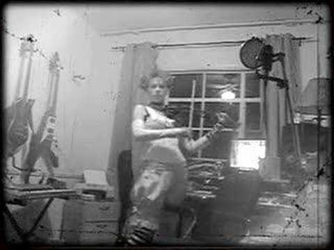Profilový obrázek - Emilie Autumn - Day 17: Practice