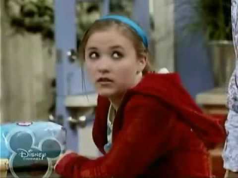 Profilový obrázek - Emily Osment- Everything Emily Part 16