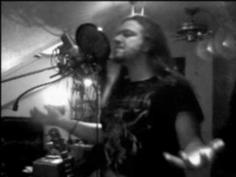 Profilový obrázek - Falling Away From Me (Korn) - DEMORIOR (Vocal cover)