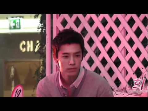 Profilový obrázek - [FANCAM] 100918 Donghae gets emotional!! @ 12+ Plus Press Conference