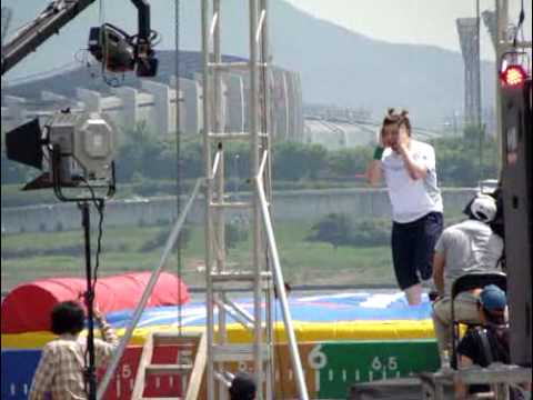 Profilový obrázek - [Fancam]100602 Dream Team Recording - Shindong imitate Rain