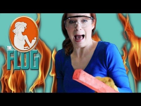 Profilový obrázek - Felicia Day Plays With Fire in "Blacksmithing" - The Flog, Ep 1