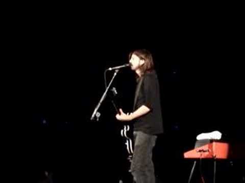 Profilový obrázek - FOO FIGHTERS - EVERLONG (LIVE AT THE FORUM 3/5/08)