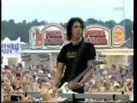 Profilový obrázek - Foo Fighters - Stacked Actors - Bizarre Festival 2000