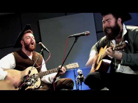 Profilový obrázek - Four Year Strong- Tonight We Feel Alive (On A Saturday) (Acoustic on Flag Day)
