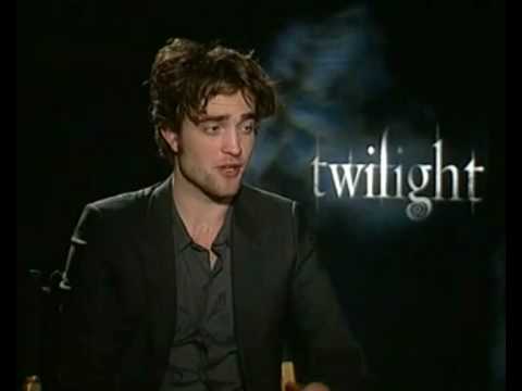 Profilový obrázek - Funny Interview Moments with Robert Pattinson (2)