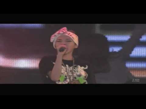 Profilový obrázek - G-Dragon - Hello ft. Sandara Park (Shine A Light Concert)