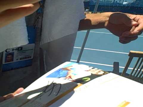 Profilový obrázek - Gilles Simon firmando un autografo