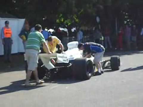 Profilový obrázek - Goodwood Festival Of Speed 2009 - Old F1 cars starting up in paddock + Life Car can't start