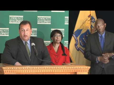 Profilový obrázek - Governor Christie and Geoffrey Canada Press Conference in Paterson, July 20, 2011