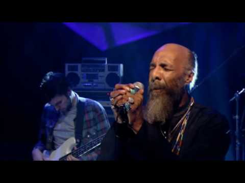 Profilový obrázek - Groove Armada feat, Richie Havens Hands Of Time Live @ Jools Holland Later Show