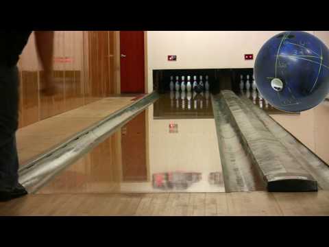 Profilový obrázek - Hammer Black Widow Sting Bowling Ball Reaction Video by bowlingball.com