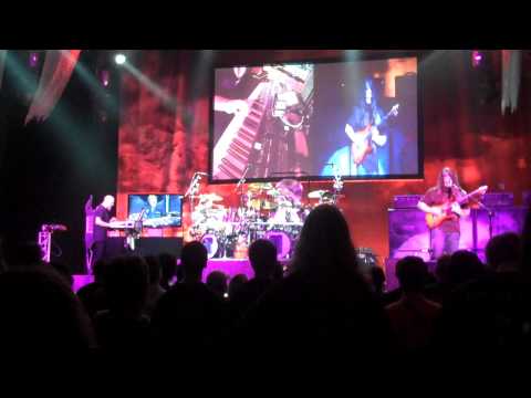 Profilový obrázek - [HD 720p] Dream Theater - The Count of Tuscany{Clips} (Boston 8-2-09)