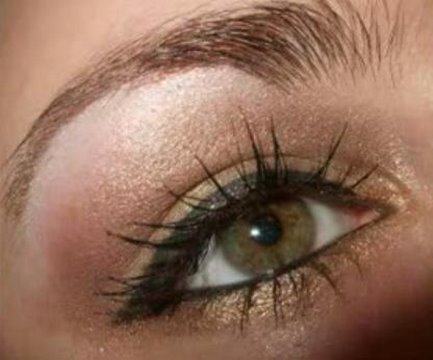 Profilový obrázek - Hilary Duff " Reach out " smoky gold eyes makeup tutorial