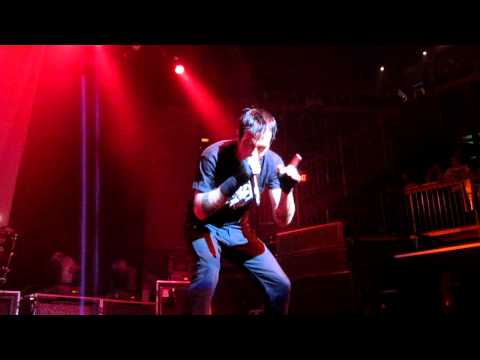 Profilový obrázek - "Home / Lose Yourself" in HD - Three Days Grace 4/13/11 Baltimore, MD