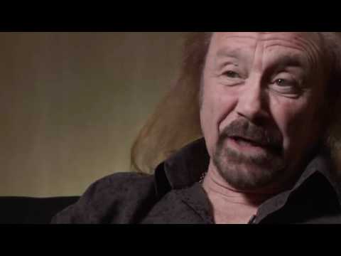 Profilový obrázek - Ian Hill Question: What Judas Priest song would you pick?