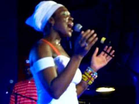 Profilový obrázek - India Arie - Ready For Love In Manchester!