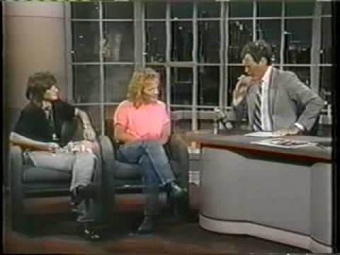 Profilový obrázek - Indigo Girls - Closer To Fine on Letterman 1989