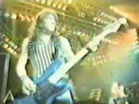 Profilový obrázek - Iron Maiden - Drifer (Live in Hammersmith 1982)