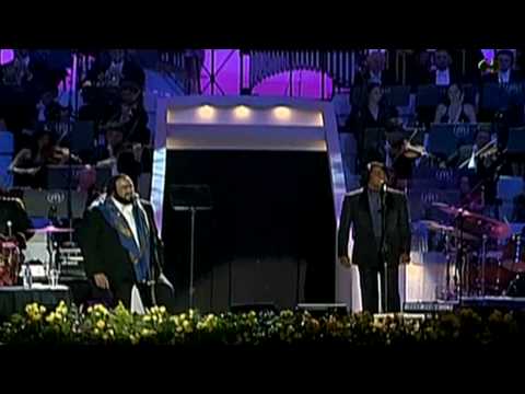 Profilový obrázek - It's a man's world (w/lyrics) - James Brown & Pavarotti