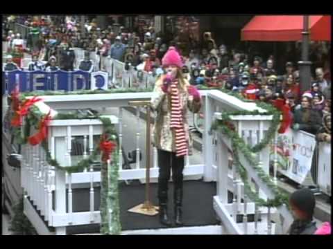 Profilový obrázek - Jackie Evancho in Pittsburgh Christmas Parade  