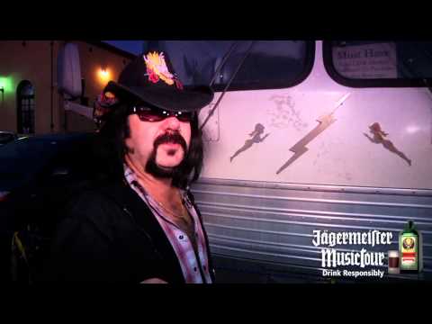 Profilový obrázek - Jager TV Episode 10: Tour Vinnie Paul from HELLYEAH's bus