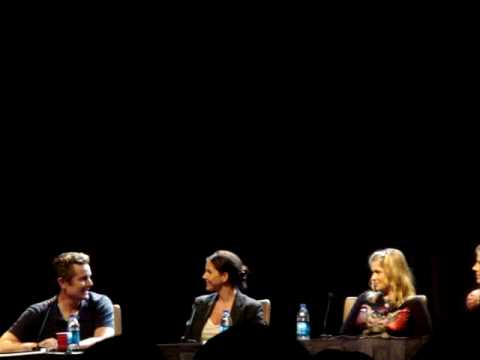 Profilový obrázek - James Marsters, Julie Benz, Kristy Swanson, Charisma Carpenter DragonCon 2009 Buffy Panel Saturday 5