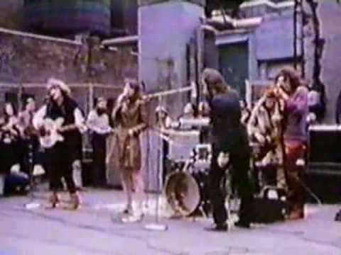 Profilový obrázek - Jefferson Airplane - House at Pooneil Corners - Manhattan Rooftop Concert (1968)
