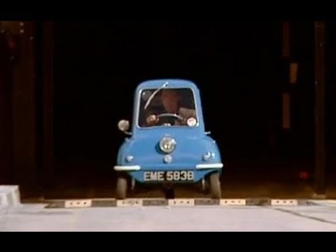 Profilový obrázek - Jeremy drives the smallest car in the world at the BBC - Top Gear - autos
