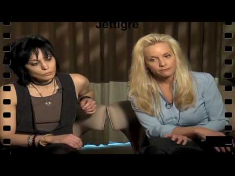 Profilový obrázek - Joan Jett & Cherie Currie - '' Dealing with Addiction ''