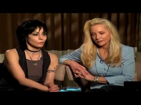 Profilový obrázek - Joan Jett & Cherie Currie talk The Runaways