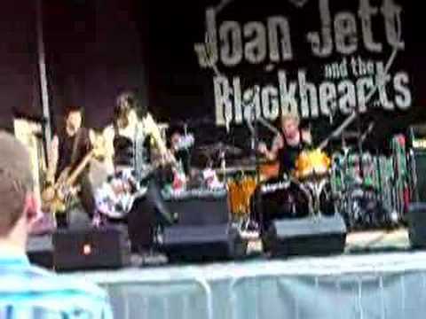 Profilový obrázek - Joan Jett- Fetish & I Love Rock'n' Roll LIVE