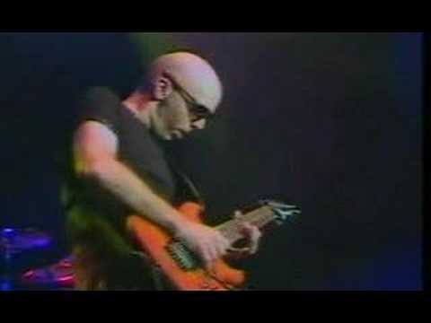 Profilový obrázek - Joe Satriani - Mindstorm LIVE 16-07-2002 Heineken Music Ha