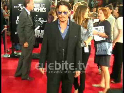 Profilový obrázek - Johnny Depp still hot at Public Enemies Premiere in Los Angeles. Says he liked unlimited munition