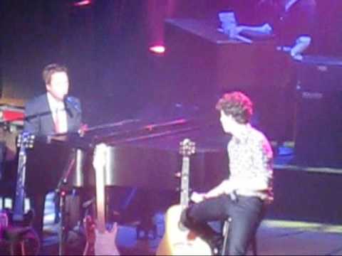 Profilový obrázek - Jonas Brothers and Michael W Smith Place In This World 1/4/09 Nashville