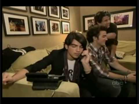 Profilový obrázek - Jonas Brothers BRAND NEW FUNNY MOMENTS!! Part 3!