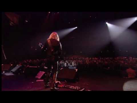 Profilový obrázek - Judas Priest live 2001 (2/11) - Blood Stained