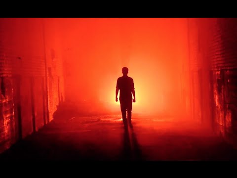 Profilový obrázek - Julian Jordan - Blinded By The Light (Official Music Video)