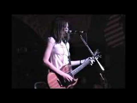 Profilový obrázek - Juliana Hatfield (solo) Live "got no idols" 11/23/99