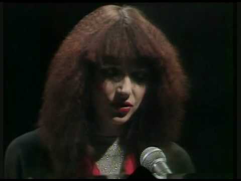 Profilový obrázek - Kate Bush - The Man With The Child In His Eyes (1979 Xmas Special)