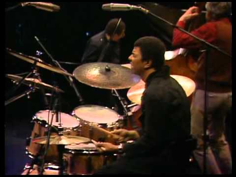 Profilový obrázek - Keith Jarrett Trio - Standards (Japan 1985) - God Bless the Child.avi