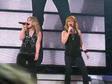 Profilový obrázek - Kelly Clarkson & Reba McEntire - Since U Been Gone (Live), Baltimore, MD