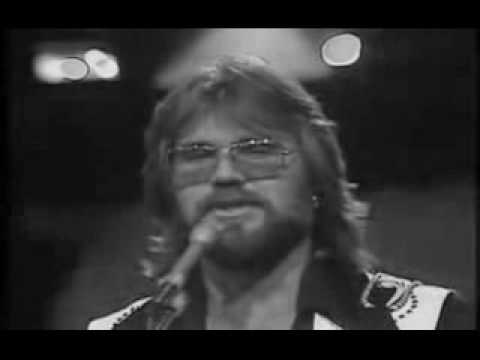 Profilový obrázek - Kenny Rogers & The First Edition - Ruby, Don't Take Your Love To Town